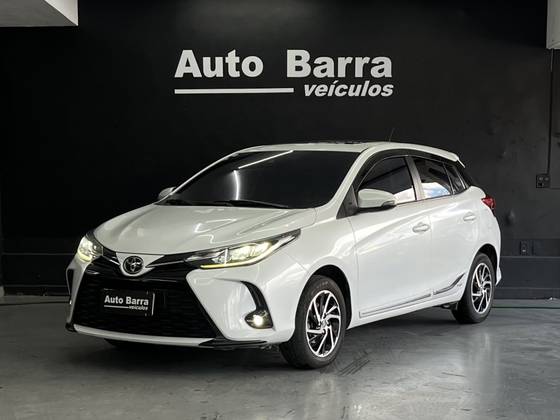 TOYOTA YARIS 1.5 16V FLEX XLS CONNECT MULTIDRIVE TOYOTA YARIS 1.5 16V FLEX XLS CONNECT MULTIDRIVE